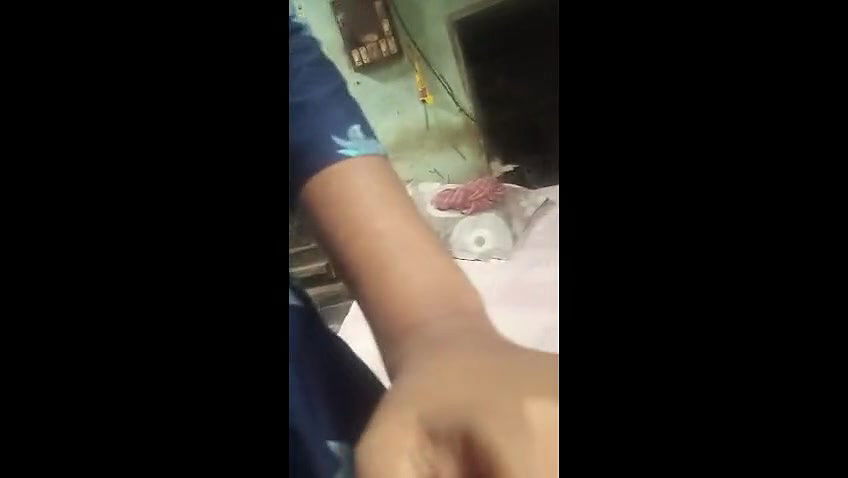 Desi girl fucking mms pics and vids