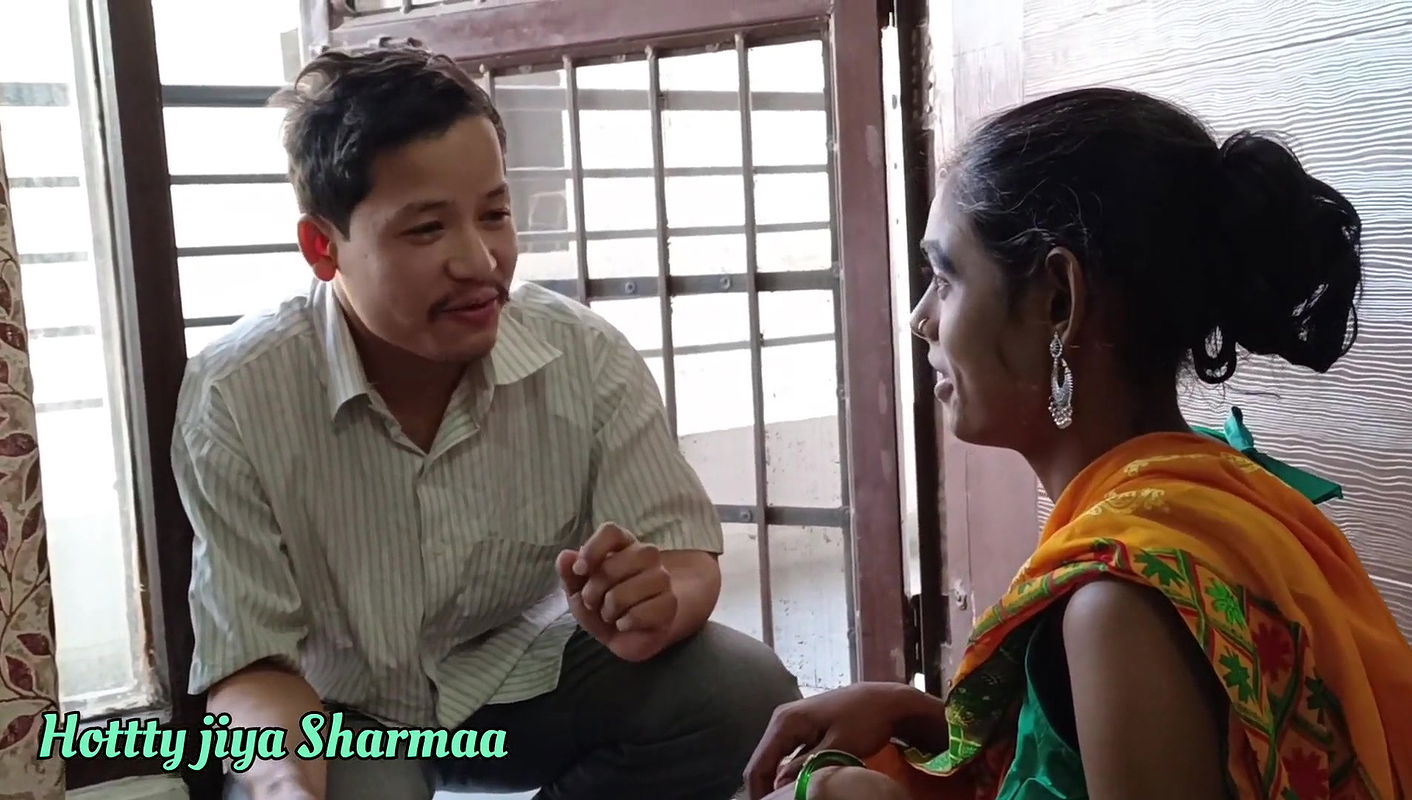 the servant left the utensil seller in his own masters house by lifting his leg