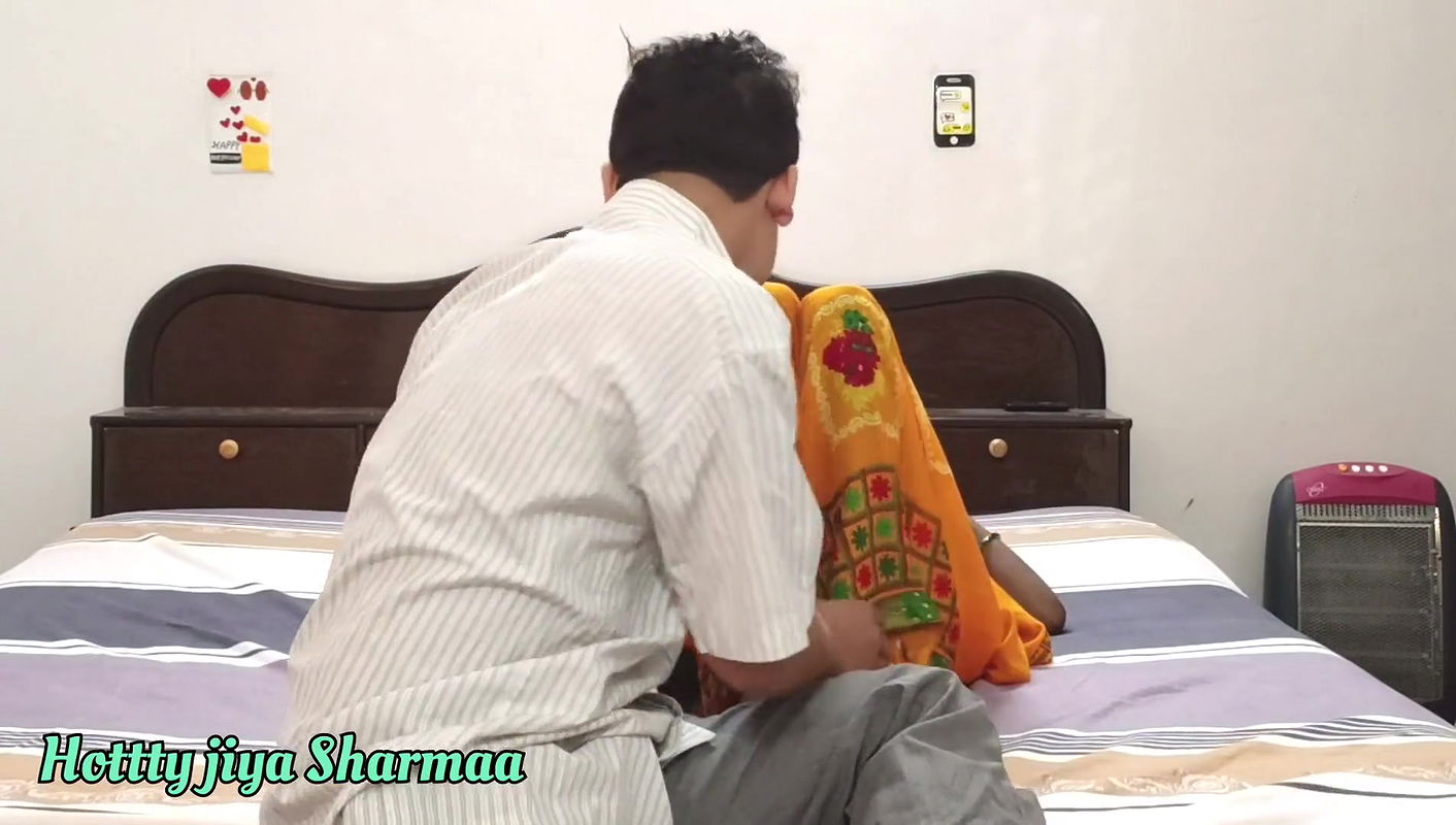 the servant left the utensil seller in his own masters house by lifting his leg