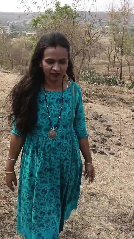 Desperate Wife Kavita Outdoor Fucking with Hubby in Jungle