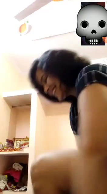 Beautiful Desi girl  Leaked MMS