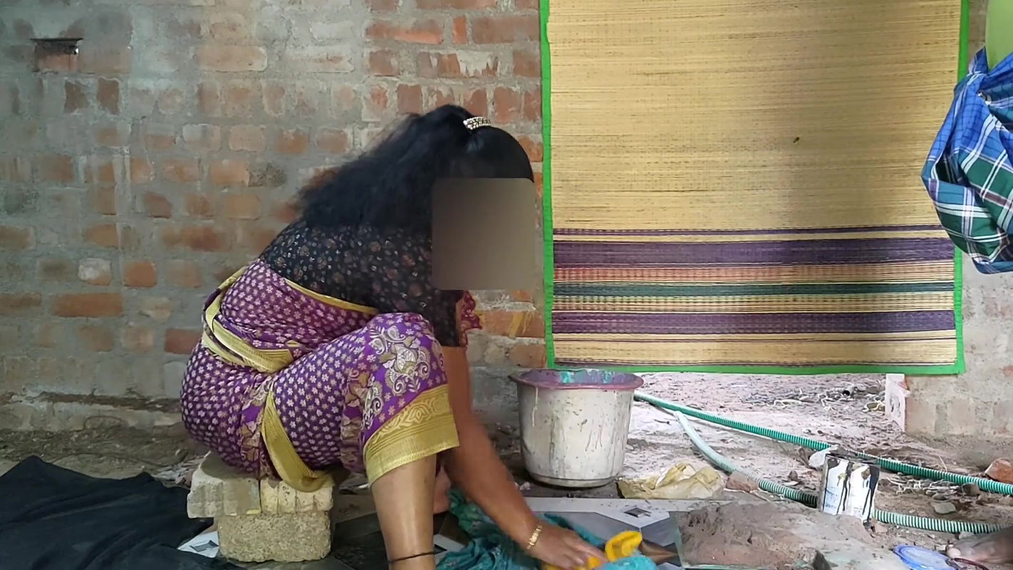 indian hot stepmom with young boy beautiful creampee sex video