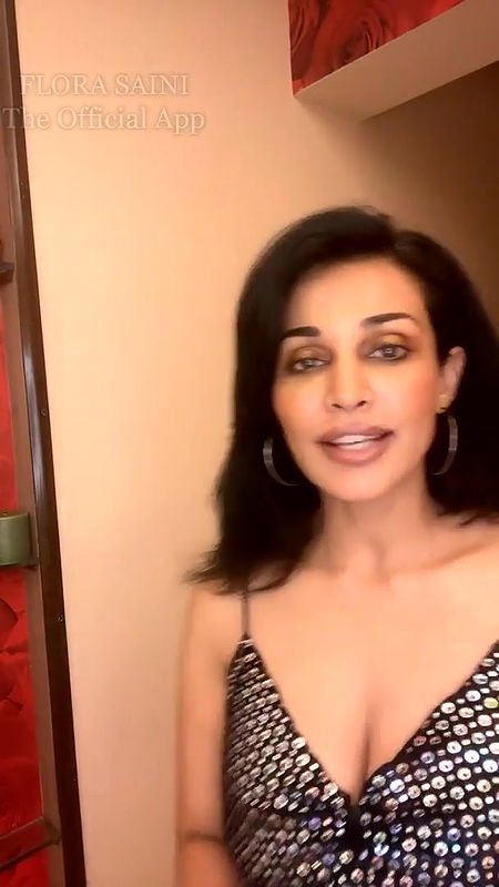 dec live flora saini