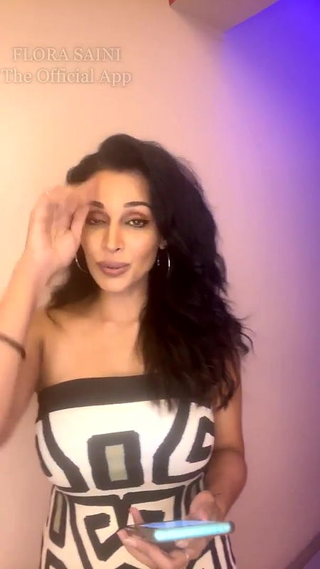 nov live part 01 flora