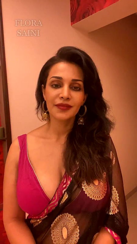 720p 01 april live flora saini