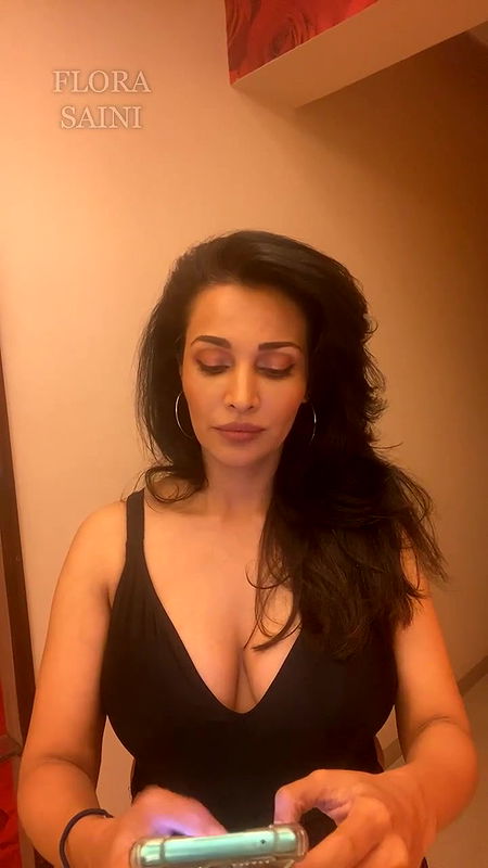 720p 07 may live 2 flora saini