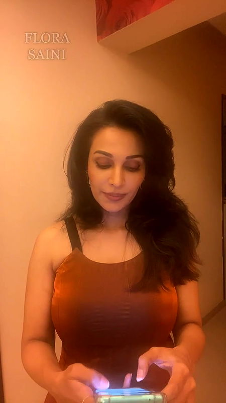 720p 09 may live flora saini