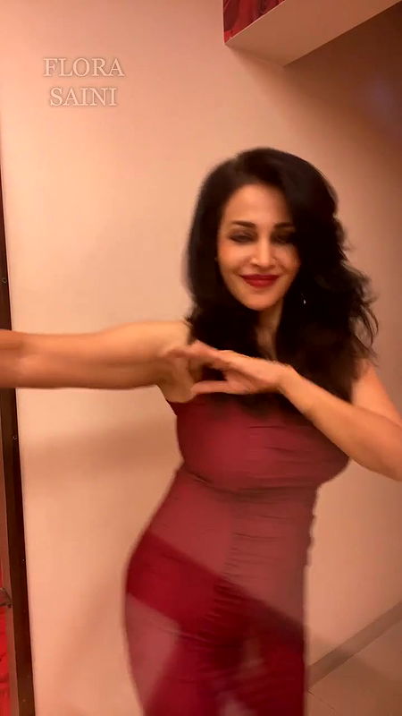 720p 15 june live flora saini