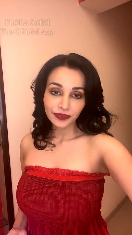 720p 22 dec flora saini live