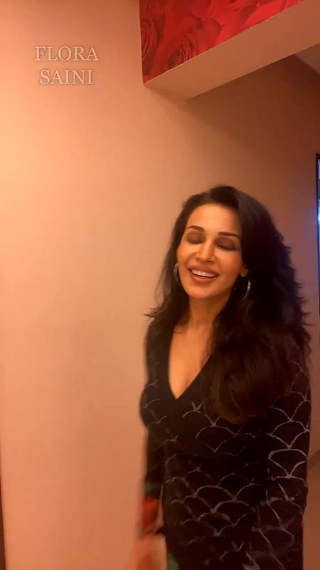 720p 22 may live flora saini