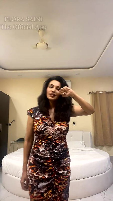 feb live flora saini