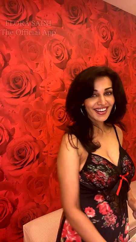 720p 29 jan live flora saini