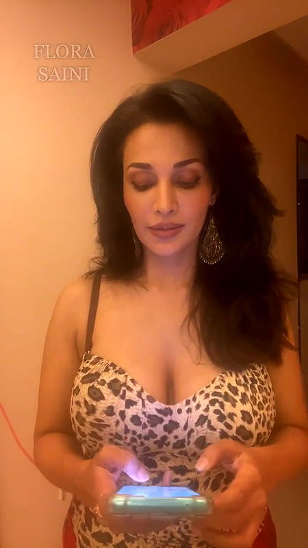 720p the hottest night ever flora live