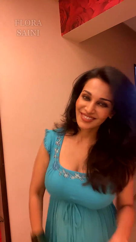 720p the tragwtic night flora live