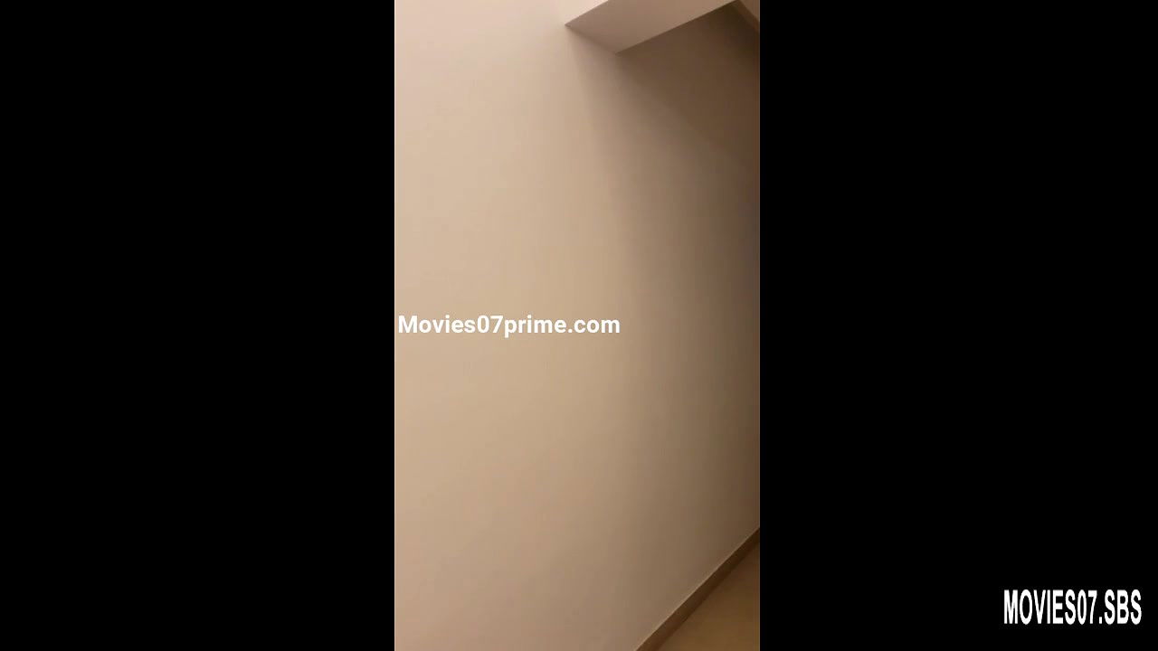 change the dress 06 apr 2022 flora saini eng 720p