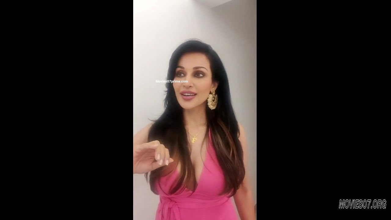 flora saini first dates lives eng 720p