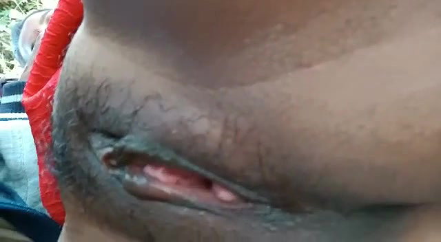 Desi Village Couple fucking outdoor