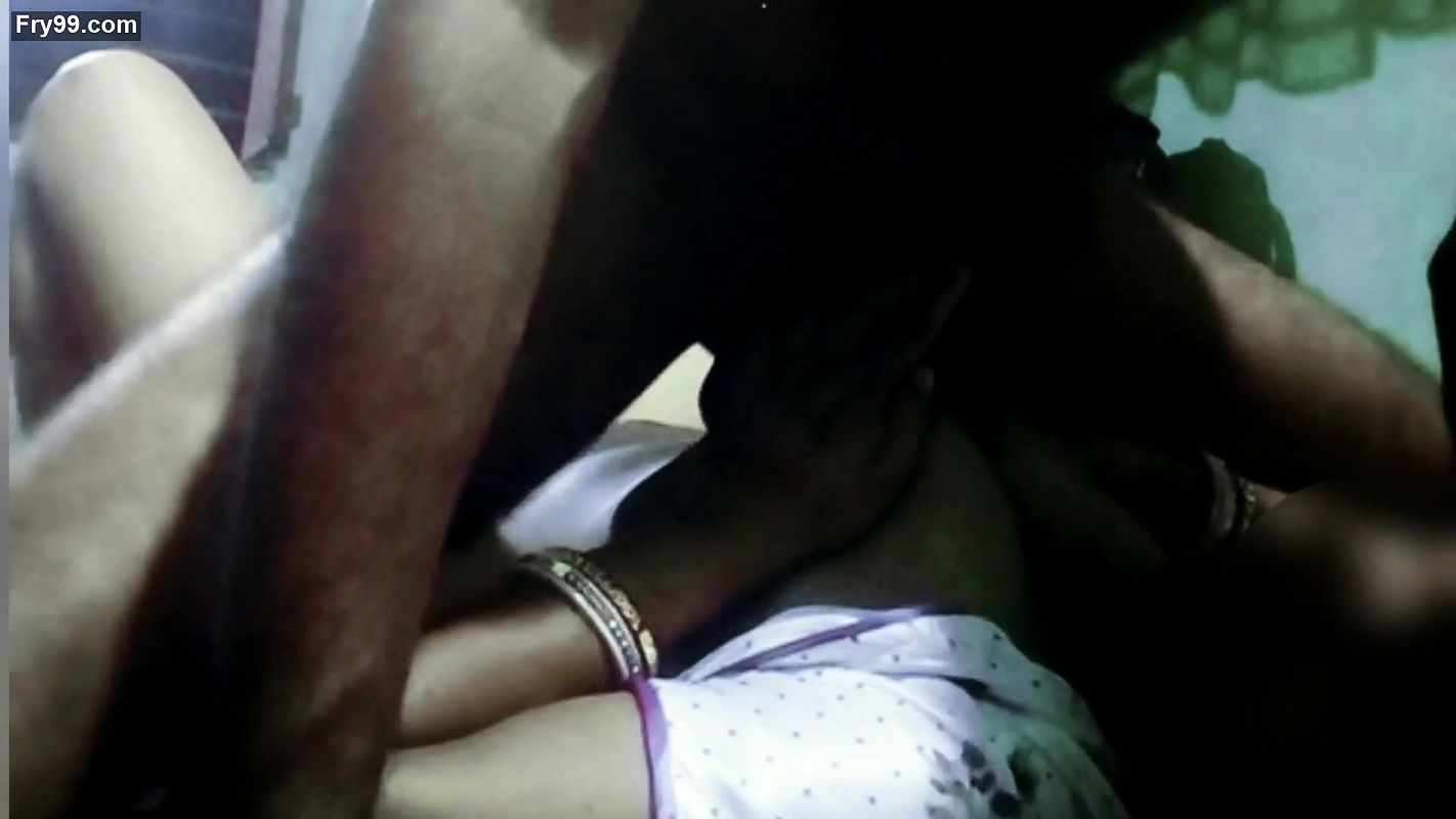 Desi village wife fun with young devar