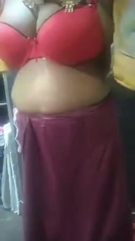 Sexy tamil Bhabhi Wearing Dress