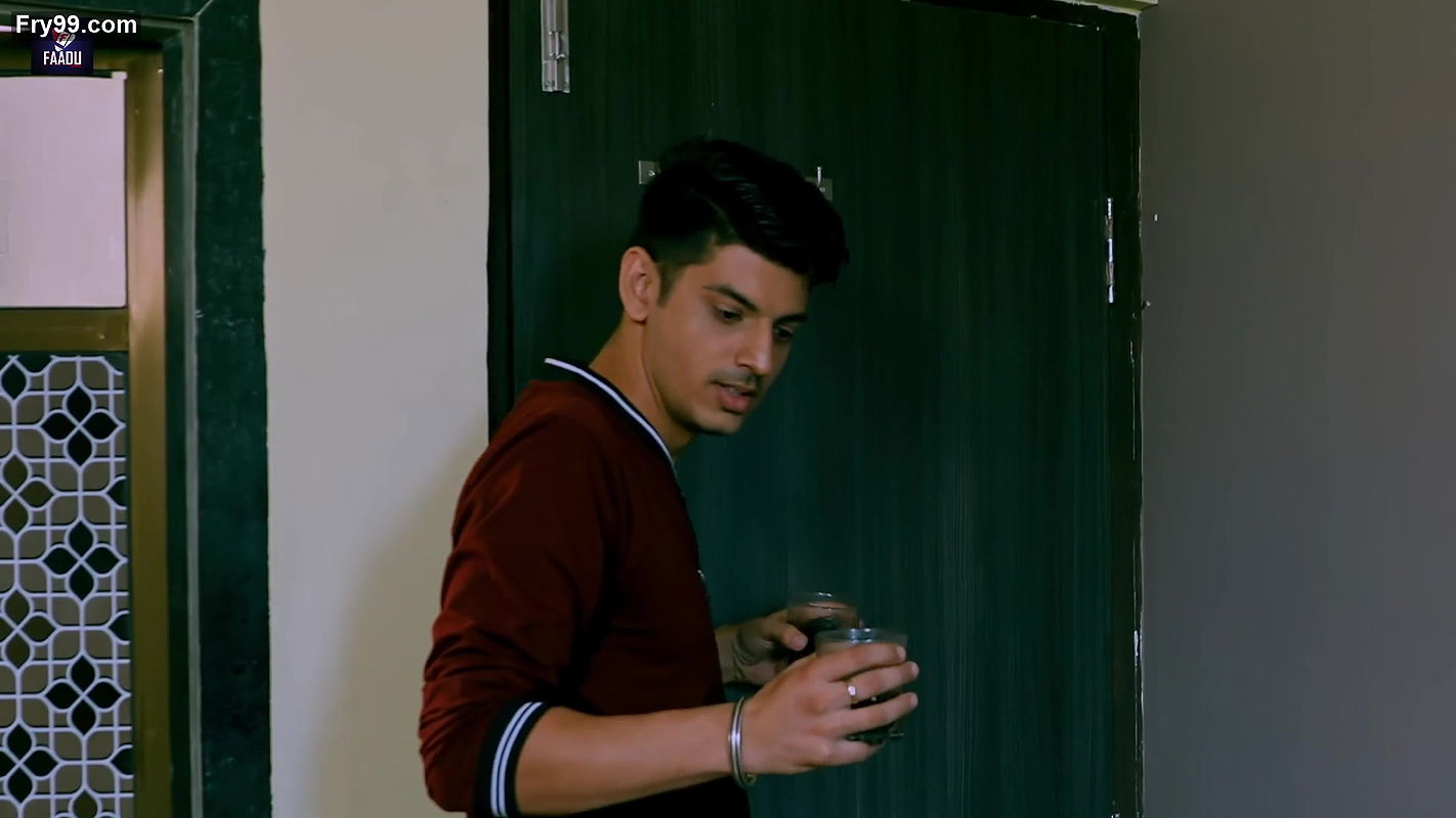 CRUSH 2022 1080p Faadu Cinema