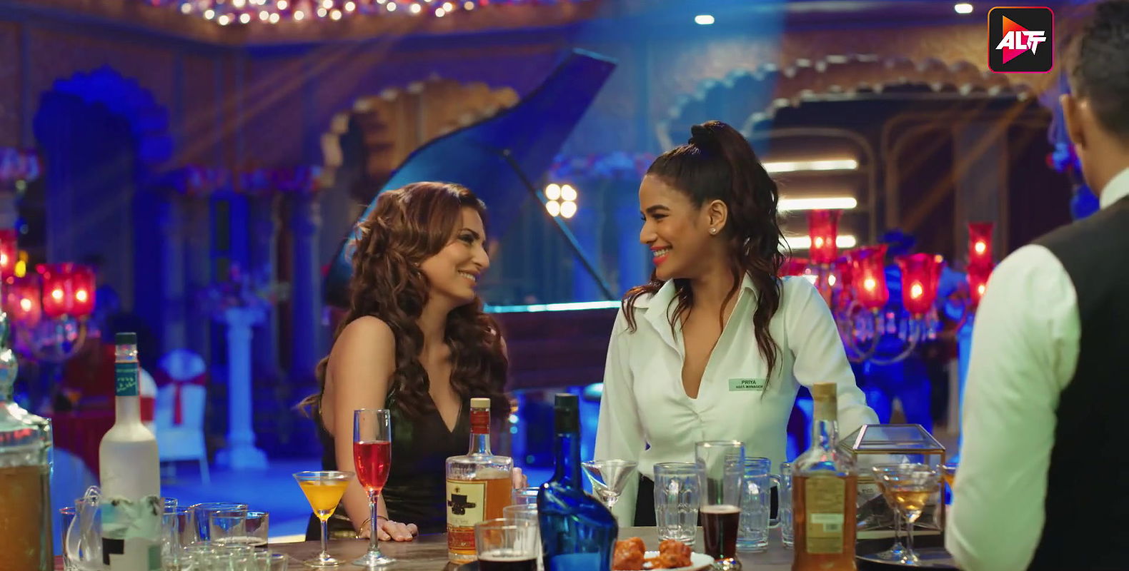 Honeymoon Suite Room No. 911