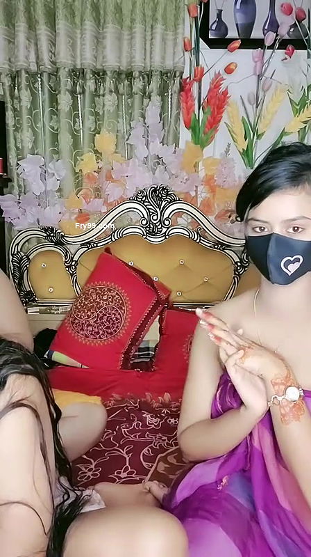 Fatty girl hot dance  and show boobs