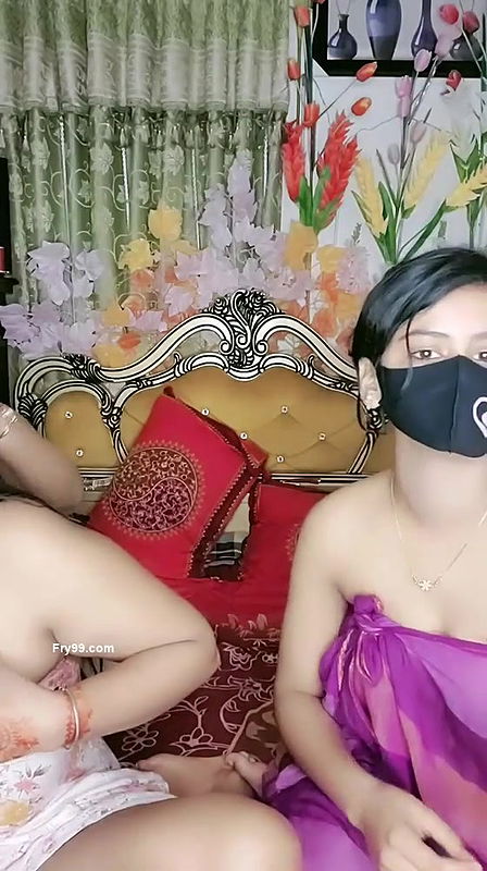 Fatty girl hot dance  and show boobs