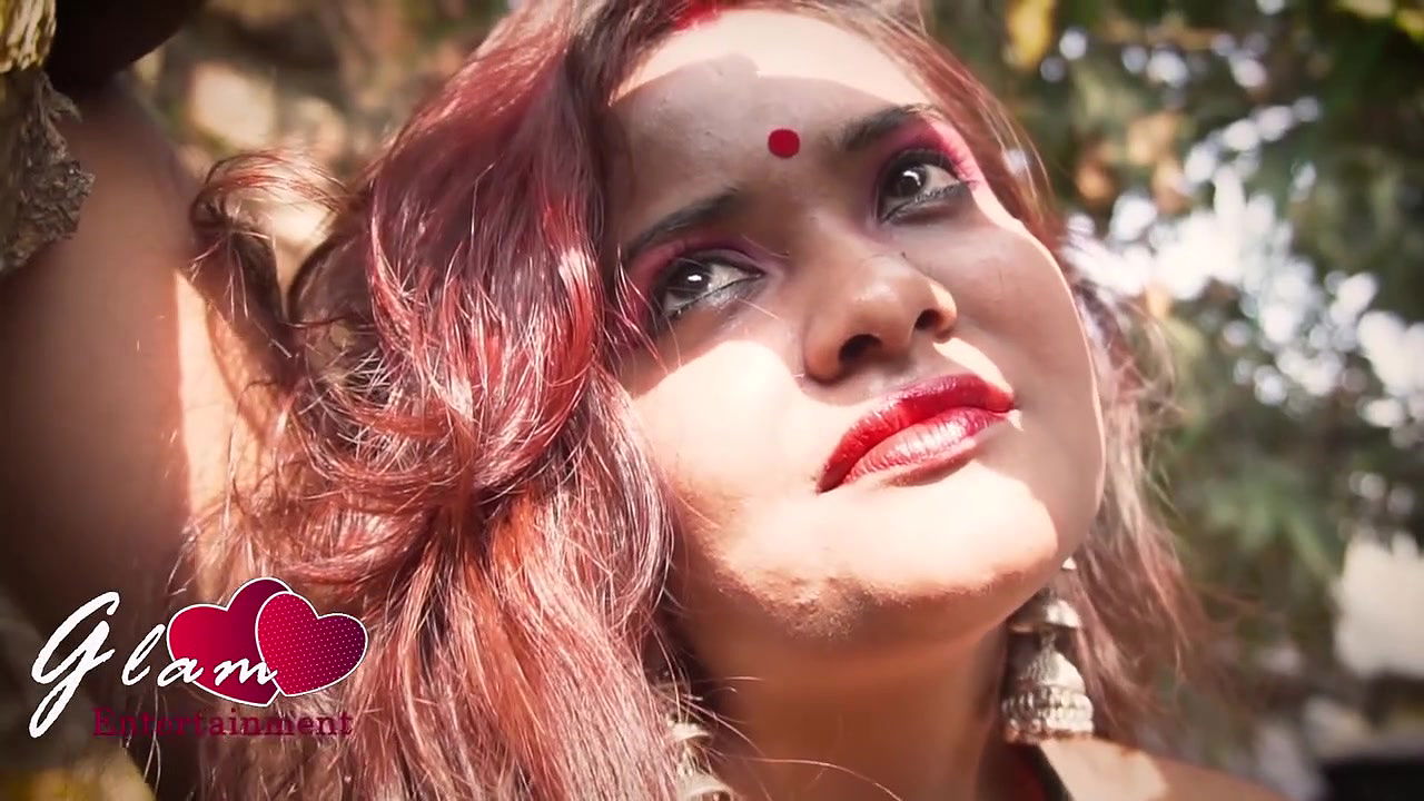 Beautiful booby shy aaravi cleavage navel armpit & backless show seductive photoshoot