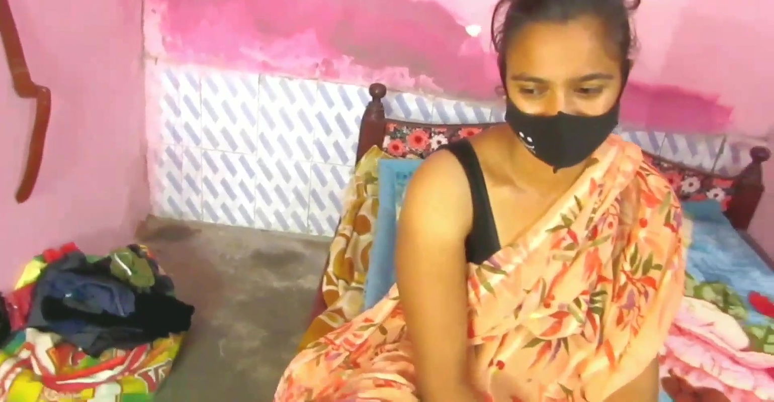 Indian Desi Bhabhi Soniya Hot Sex in Saree, Creamp