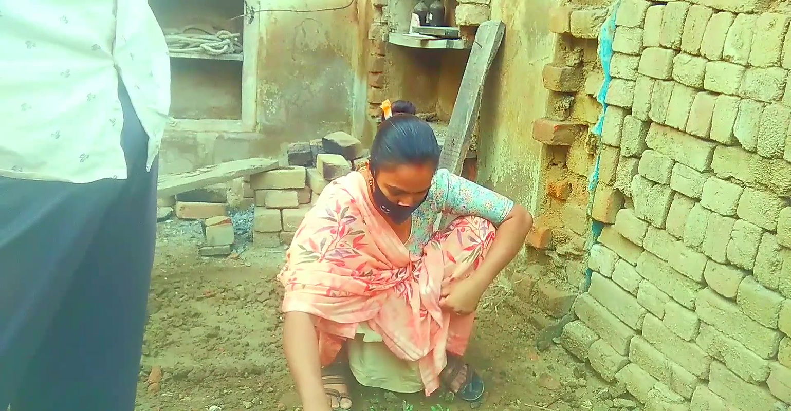 Indian sister-in-law Your Sonia was fucked hard by