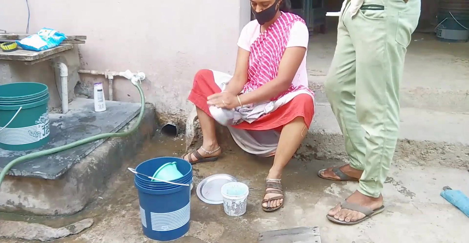 Indian stepsister Sonia was cleaning the dishes, s