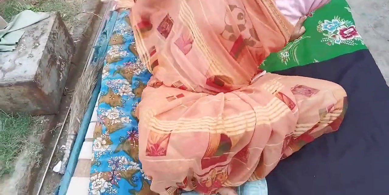 Real little desi stepsister Yoursoniya & big s