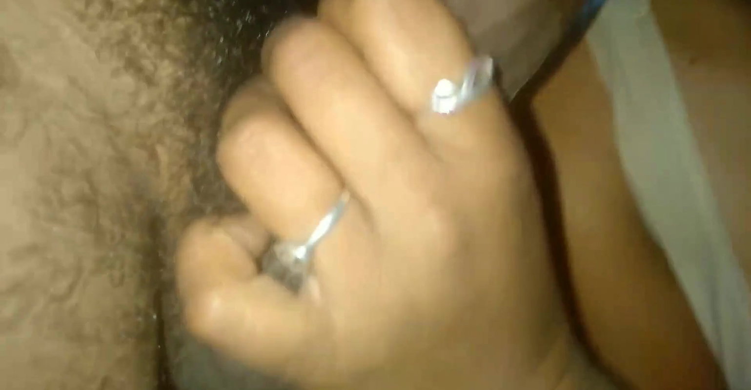 x Very cute sexy Indian housewife Very cute sexy Ind