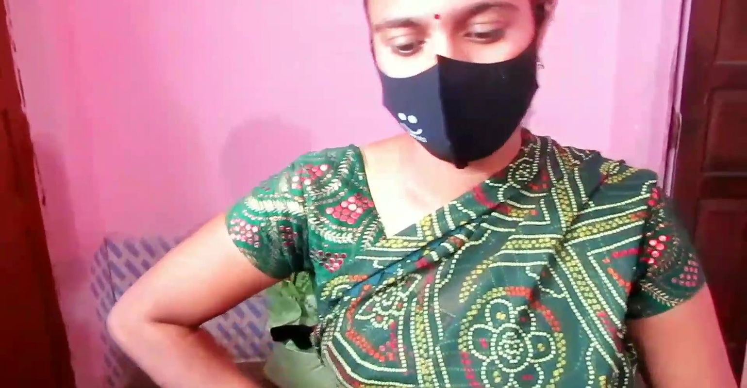 Your Sonia sucked the cock and then fucked her pus