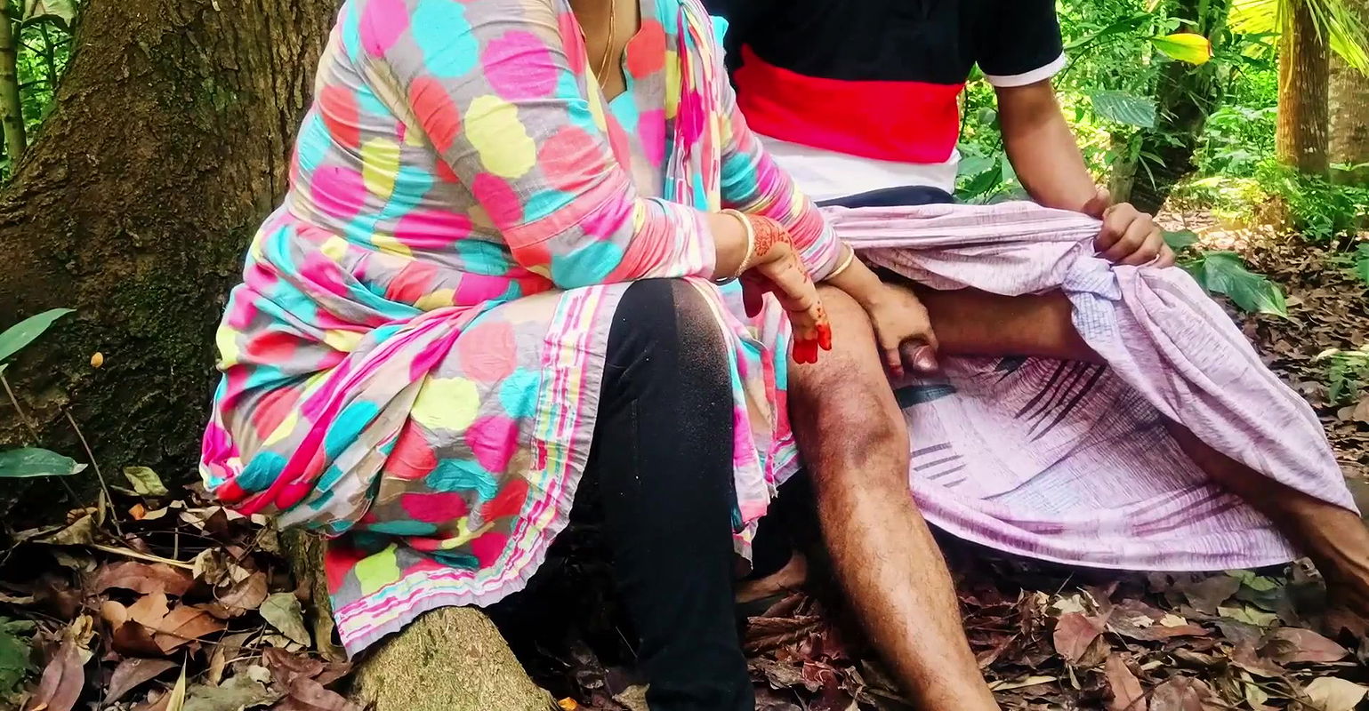 Fuckd and sexy talk in the jungle with the neighbor