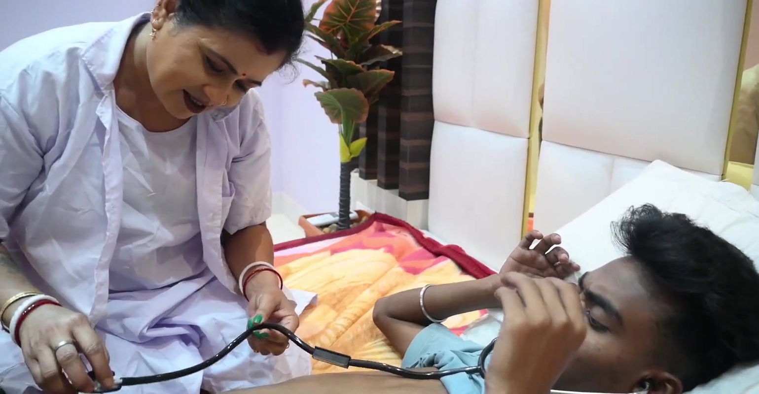 Abnormal stepsons and stepfather fuck a doctor hardly THREESOME