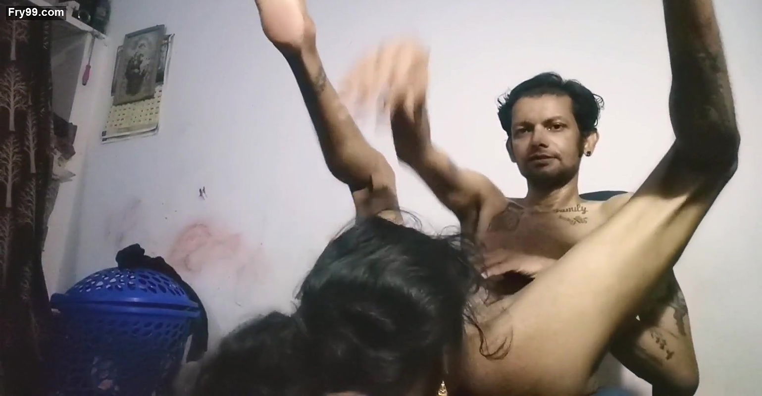 Indian girl very nice deepthrot and cum in mouth