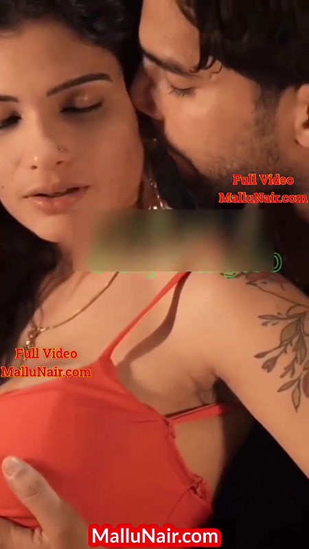 Reshmi R Nair Romancing & Showing Boobs