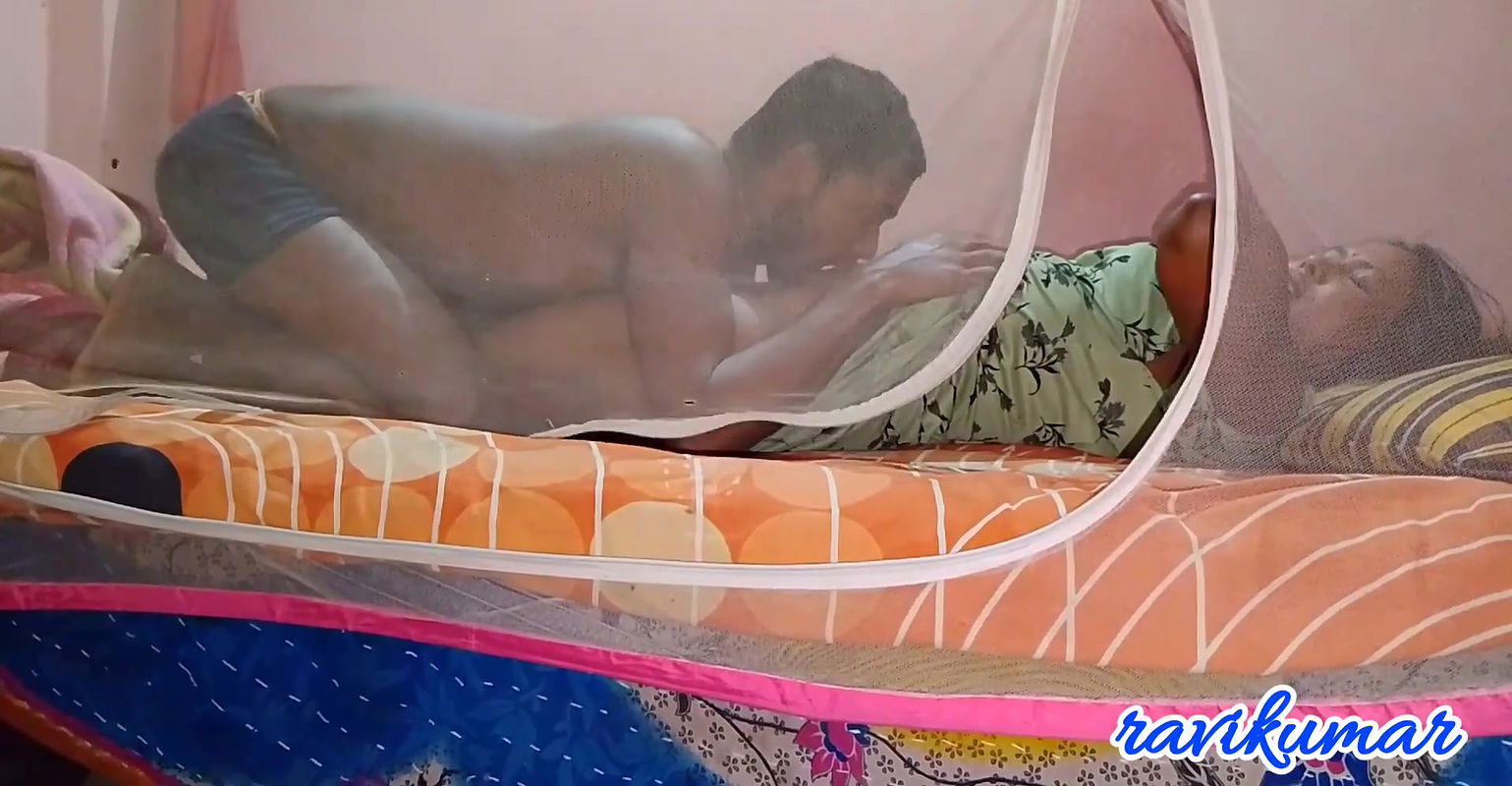 Hamari Wife So Rahi Thi Maine Bhohat Maje Se Choda