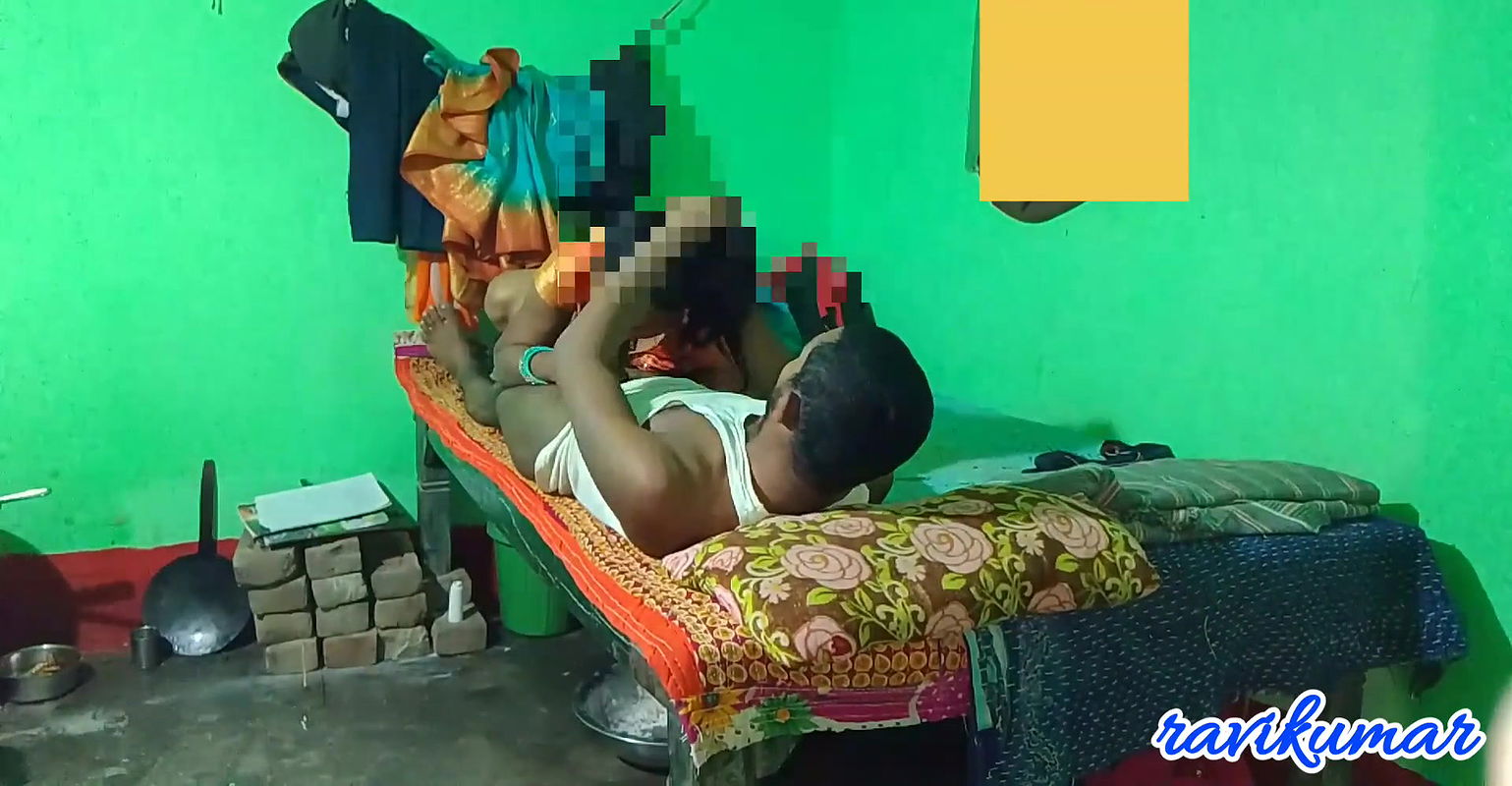 HoLi Me Ghar Gaya Tha Raat Me Chudae Kadiya