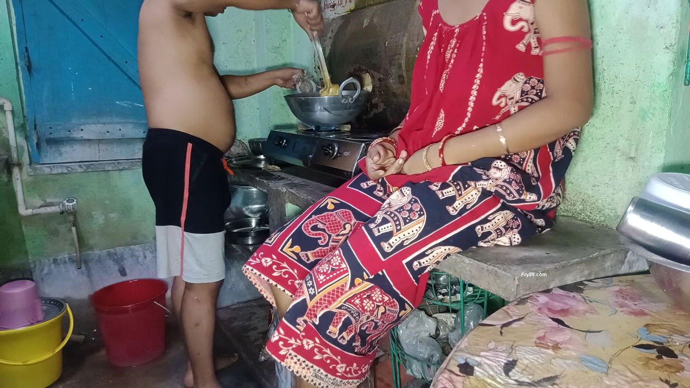 indian bengali stepsis fucked at kitchen at cooking time