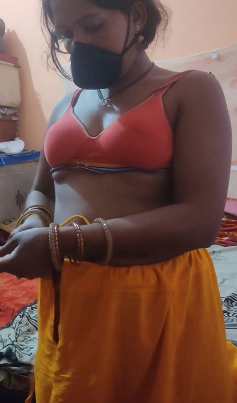 Indian bhabhi ki ghori bana ke chudayi, gaw ki bhabhi ki ghori bana ke chudayi video, Indian aunty ki malish karke chudayi, Vill