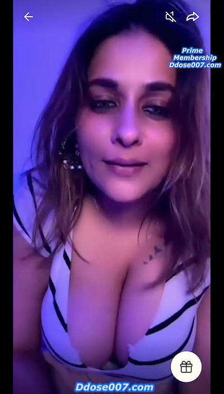 Vansheen Verma Letting Boobs Pop Out of Dress & Showing Slight Areola on PREMIUM Tango Live