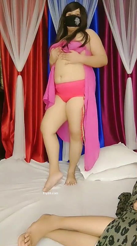 Bengali couple fucking in tango – 3