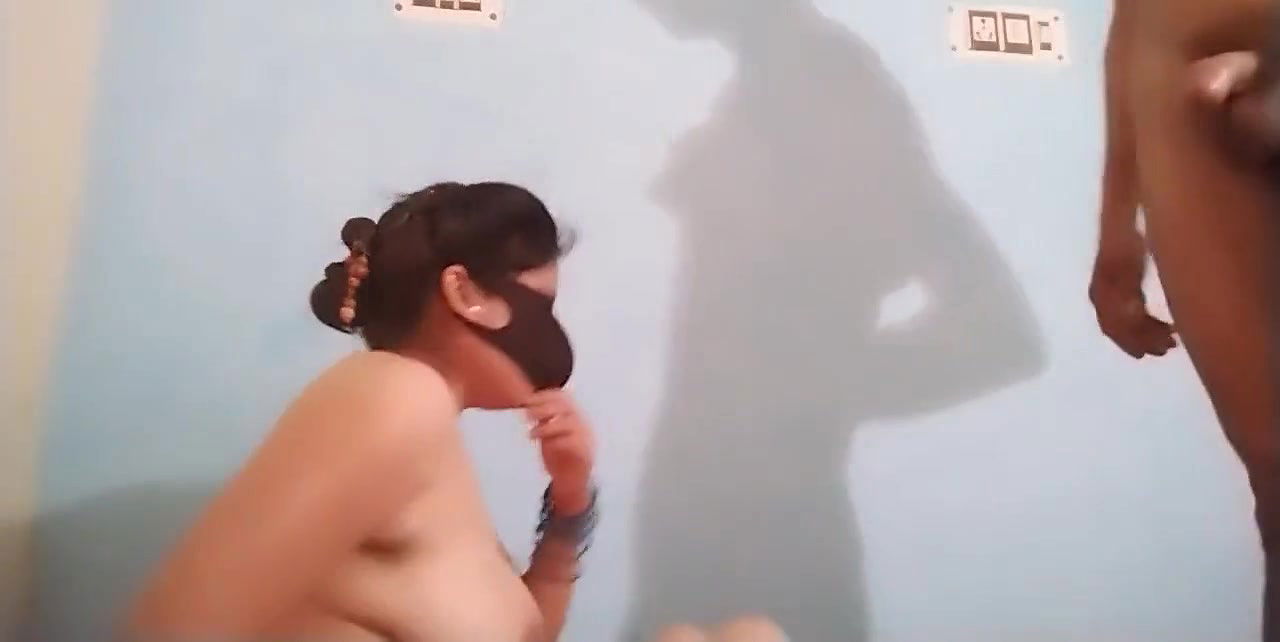 Nai bhabhi ke sath mein sex karne mein maja aaya sexy gand chodne mein maja aaega