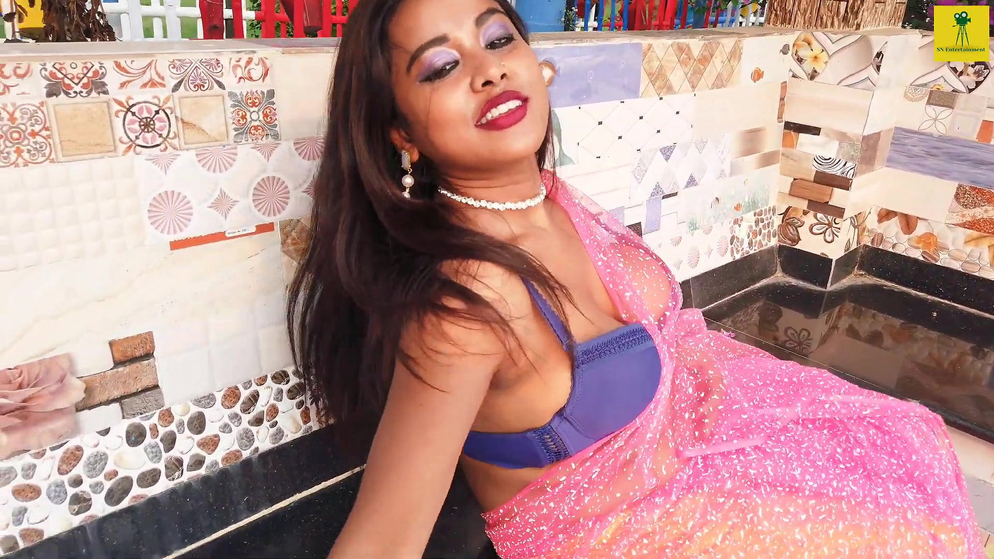 Jhilik Flaunting Sexy Body in Pink Net Saree & Blue Bra