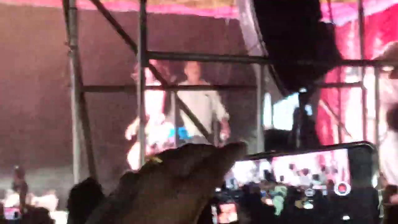 Nude dance perfomace