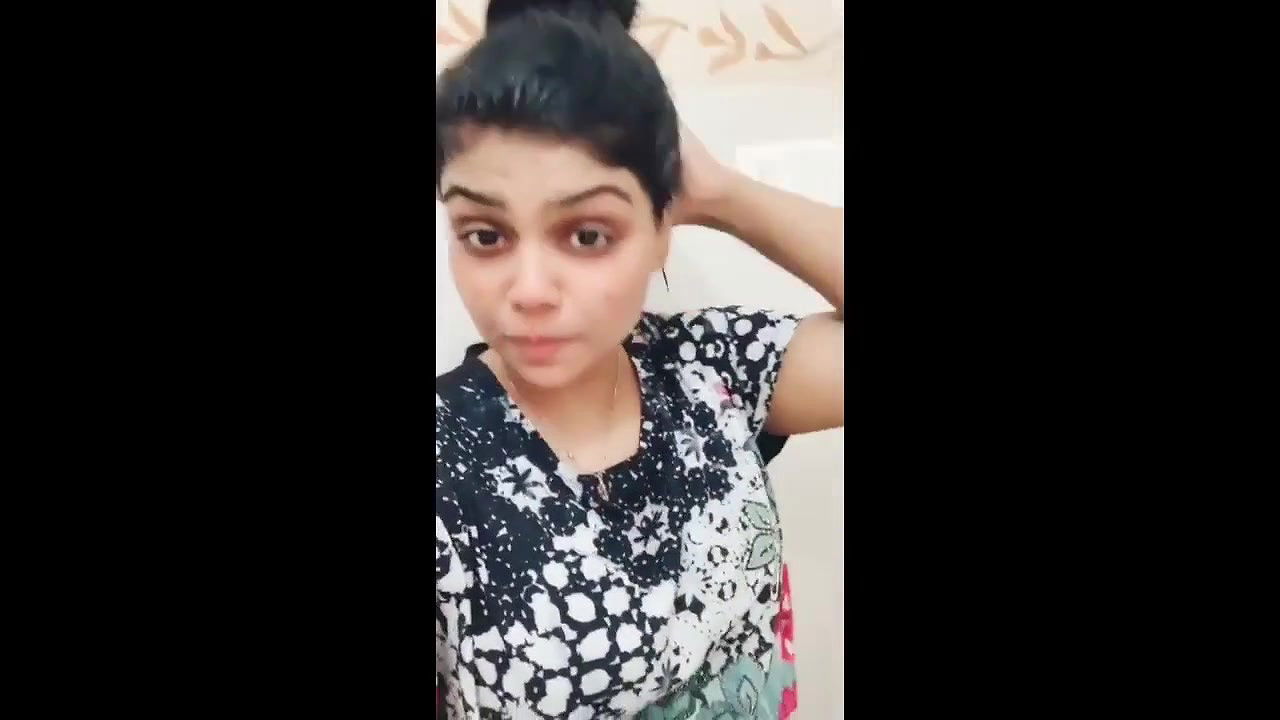 Beautiful Chubby girl Showing her big Boobs