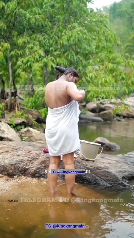 New Mallu Usha Prabha Nude Debut Outdoor Bath Showing B00bs Pussy