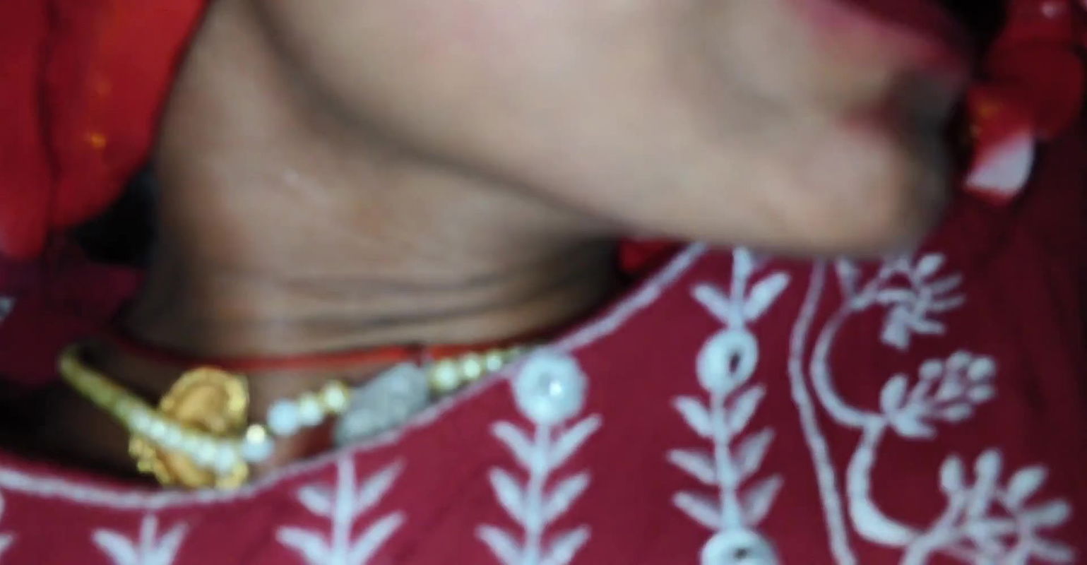 Mumbai me ak dost ki bibi ki chudai kiya dost Dipti gaya our din me uski bibi ko chod Diya